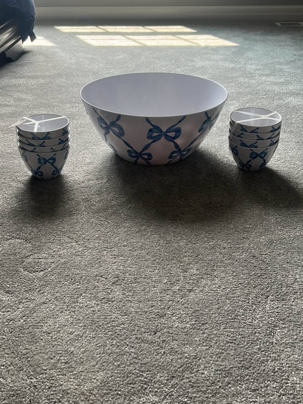Set of 9 Blue Bow Melamine Bowls